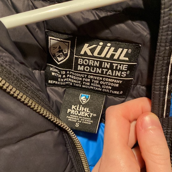 Kuhl black hooded puffer jacket. Women size S. - Picture 2 of 3